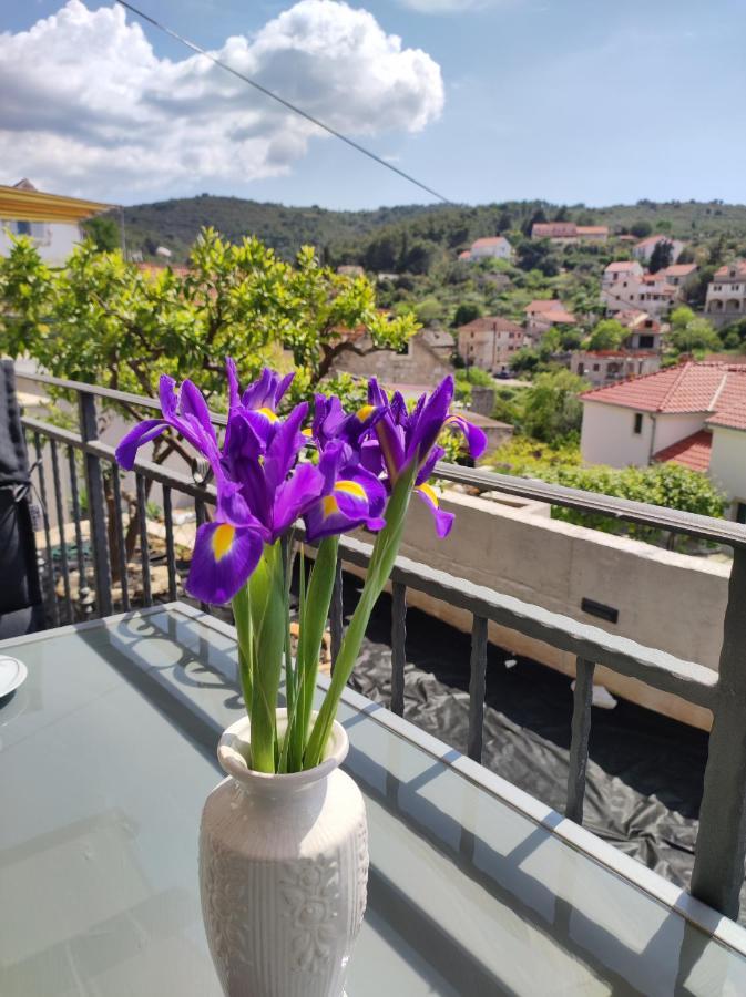 Apartman Nono Splitska Esterno foto