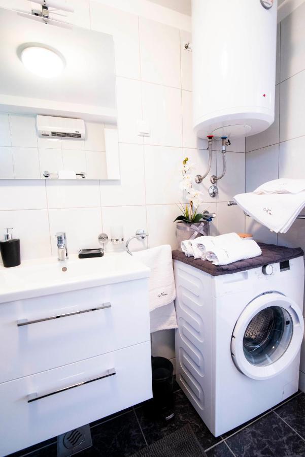 Apartman Nono Splitska Esterno foto