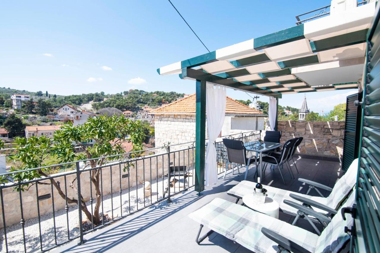 Apartman Nono Splitska Esterno foto